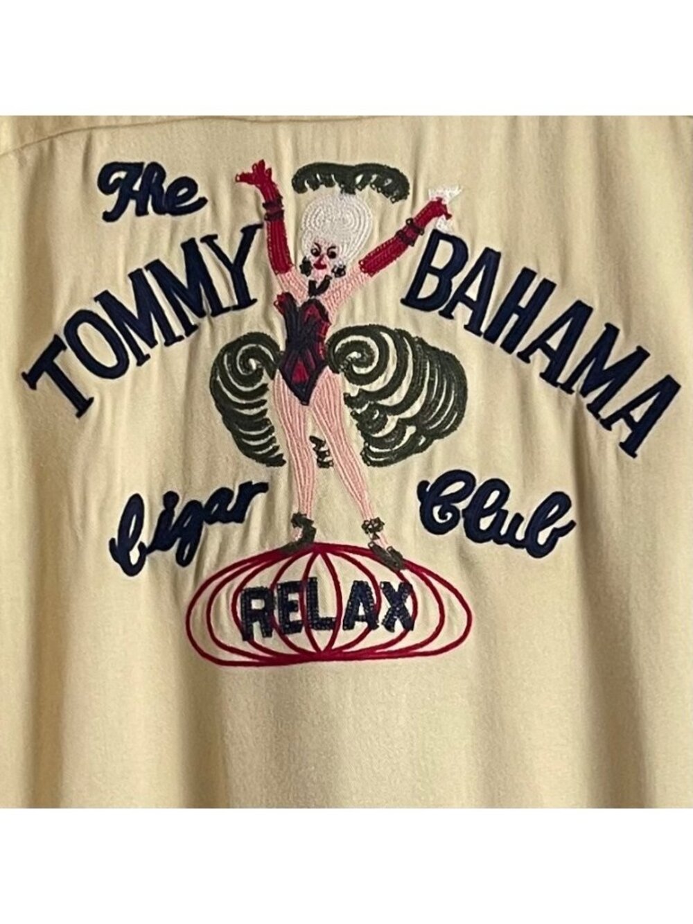 Vintage Y2K Tommy Bahama Mens Embroidered Camp Shirt Size M Relax Resort Coastal